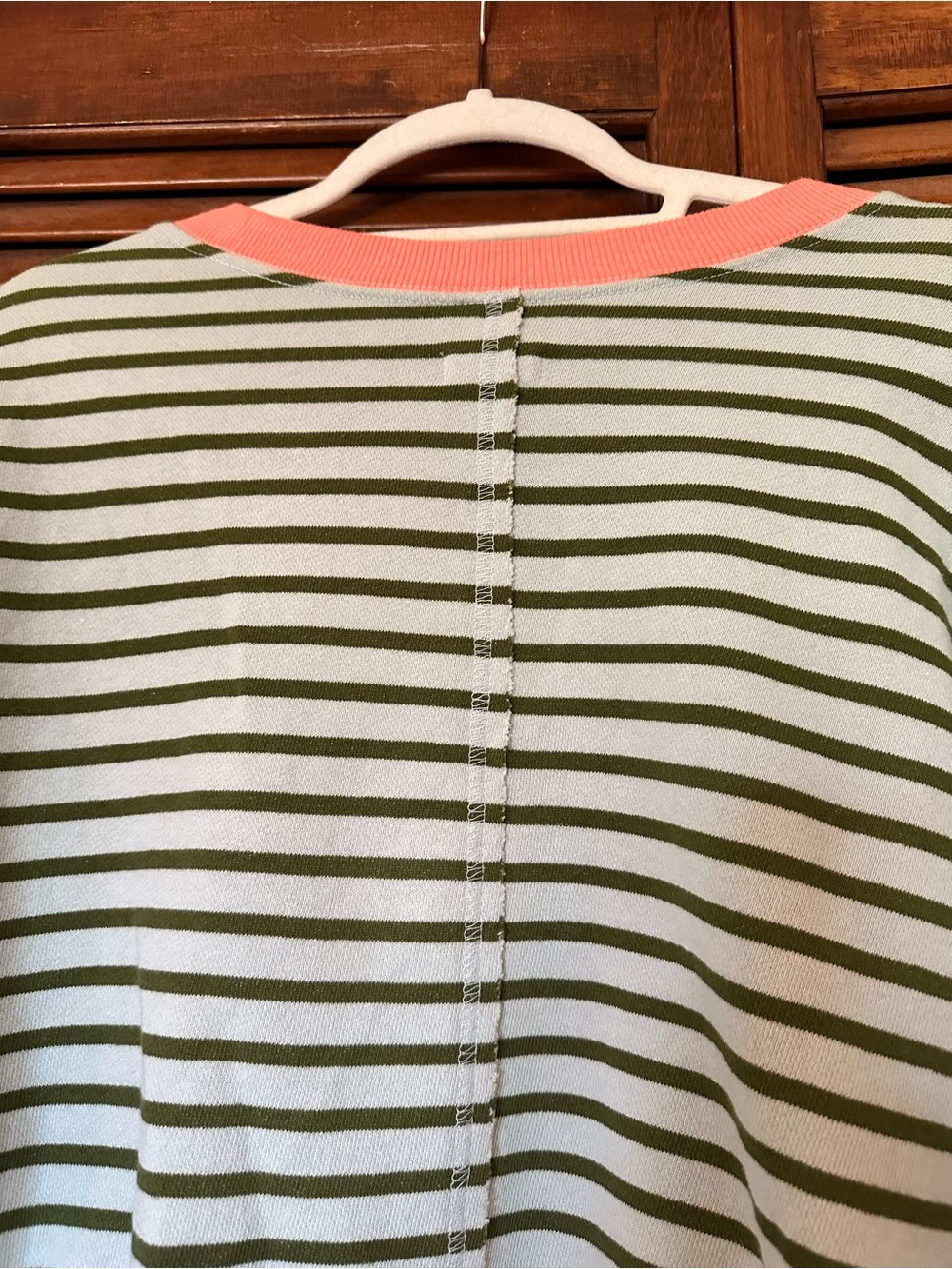 Pilcro for Anthropologie Niki Bubble Sleeve Sweatshirt Green and Coral size XS - Picture 10 of 12